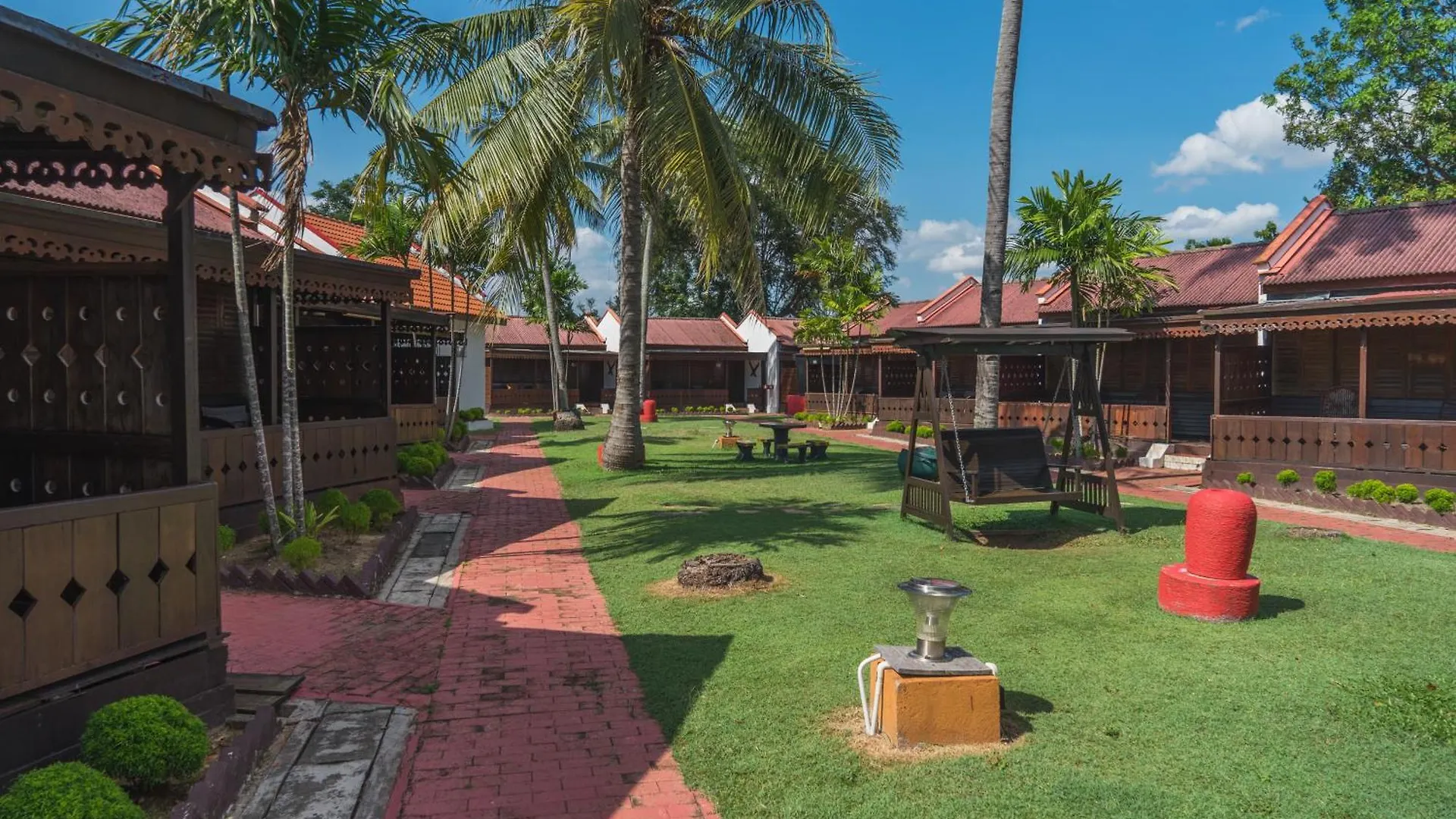Shah'S Beach Resort Melaka Malaysia